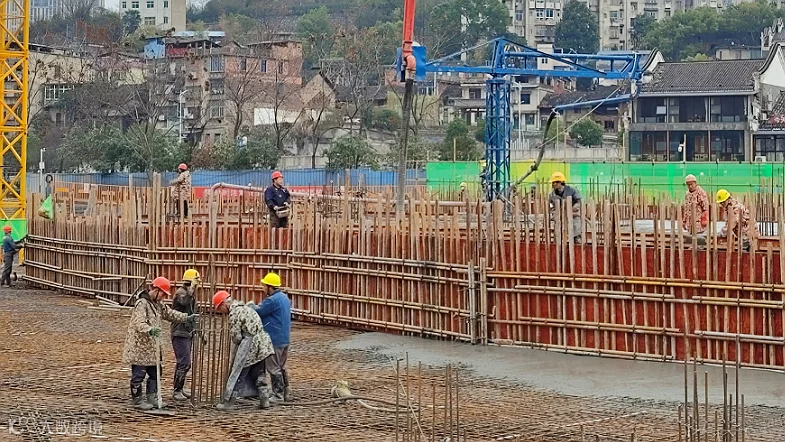 地下室底板混凝土浇筑.png