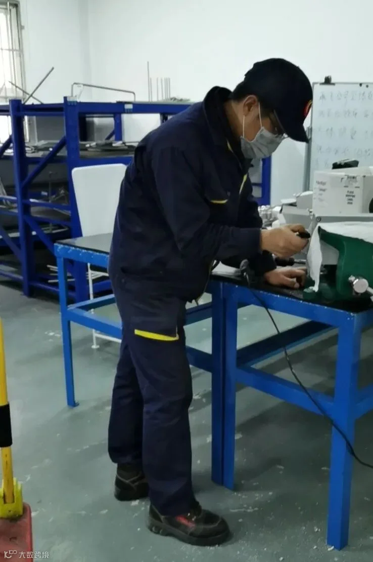 金江工作照.jpeg