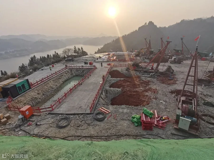 2023.1.9张家界岸桩基钻孔.jpg