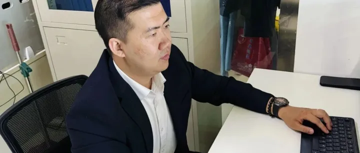 榜样力量丨新海航乌鲁木齐航空运行控制部刘家丞荣获辽宁方大集团2025-2026年度“青年岗位能手”荣誉称号