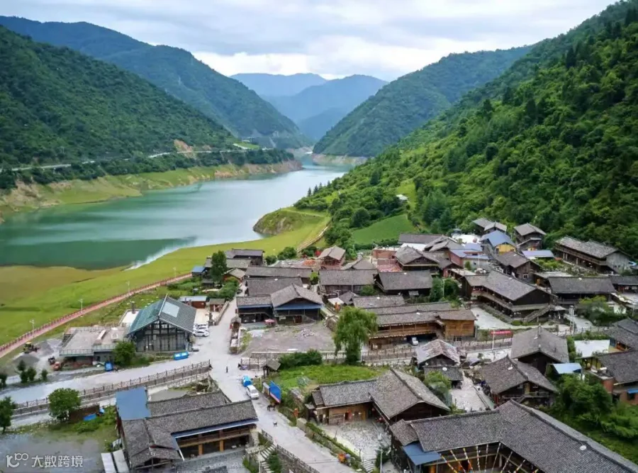 扒昔加古寨1.jpg