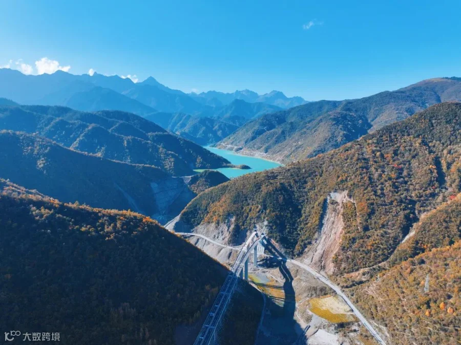 厄哩寨特大桥3.jpg