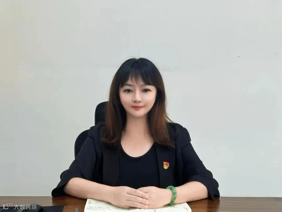 陈亭宇工作照.jpg