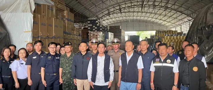 【行业新闻】泰国总理突查走私仓库：5000万泰铢电器被扣，过境货物超期即变国有财产