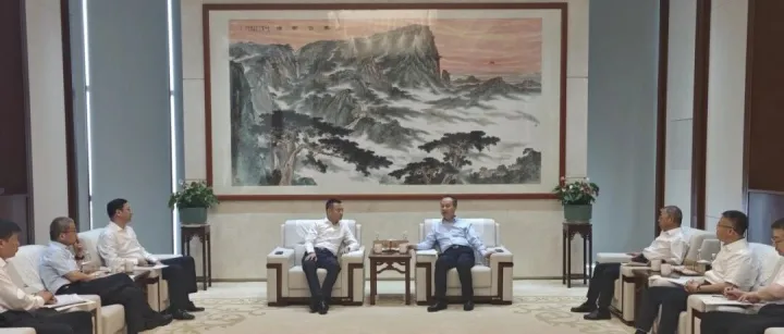 交通银行山东省分行、北京大学、中科院海洋研究所客人到访山东铁投集团