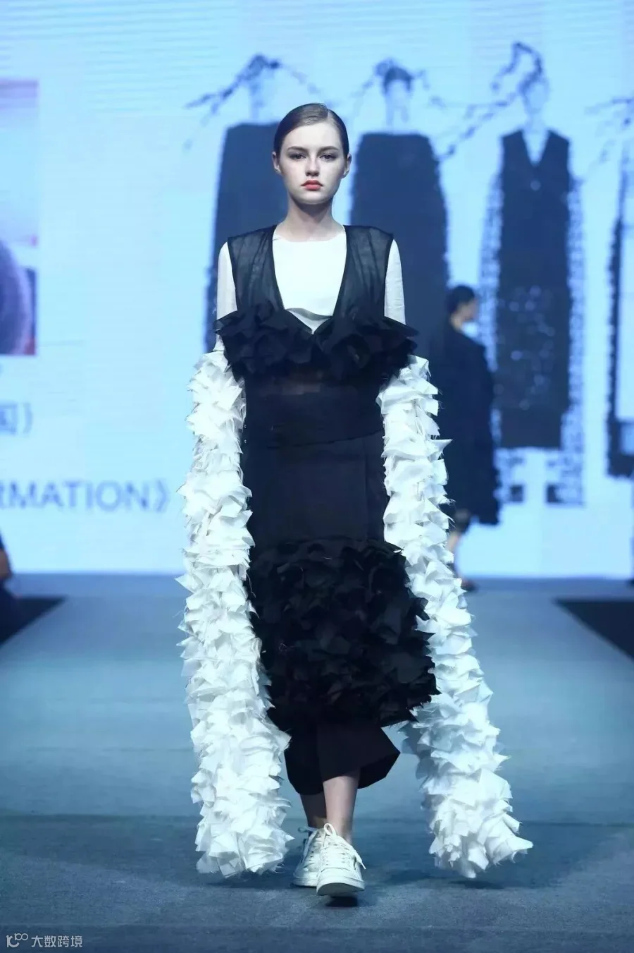 http://mmbiz.qpic.cn/mmbiz_jpg/D4PSNPKs44VibgtmDia7fKaYNd4QS6EQPgB3mT6Qic97YeEibVwLnc93jYiarX889yJOjvUusmca5UQ2Uoe9icrC4sibg/0