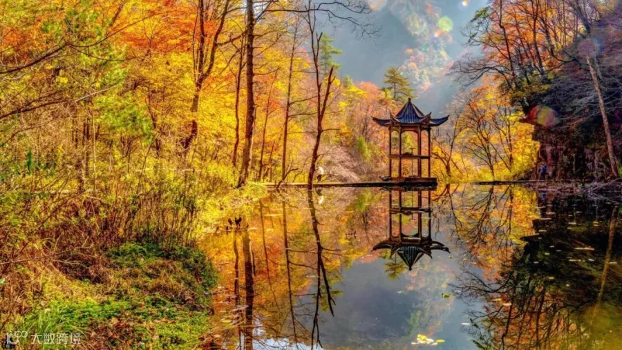 《秋景水中倒影》拍摄点：黎坪景区红尘峡(1).jpg