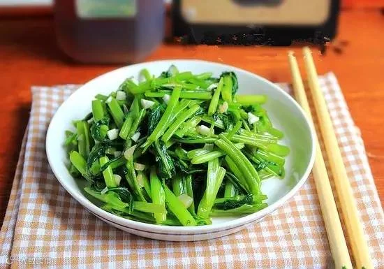 092253yyw7oywovo6nok86_副本.jpg