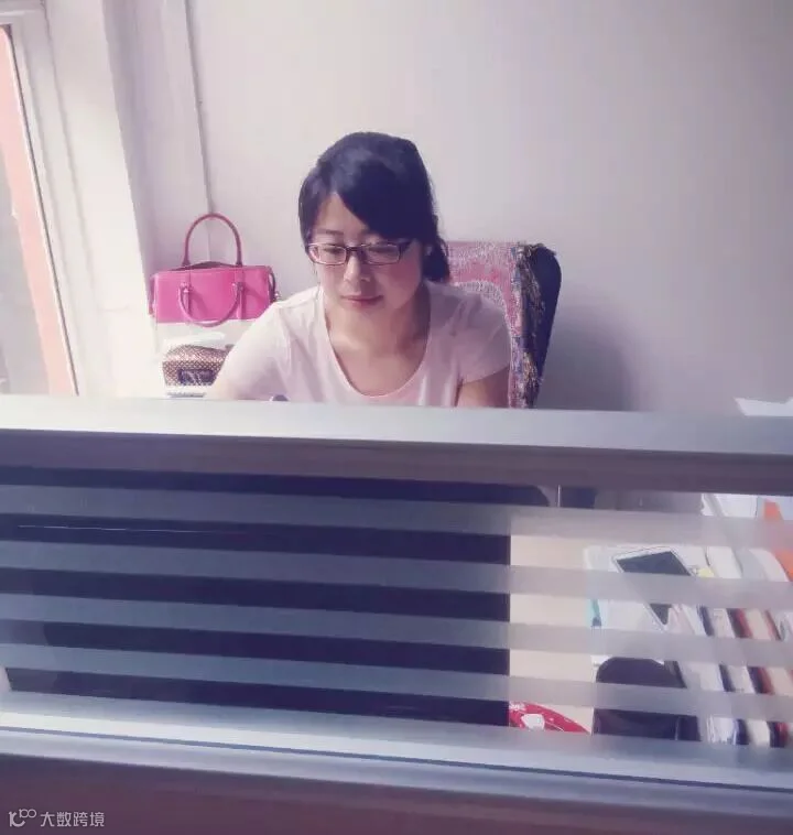 工作照1.jpg