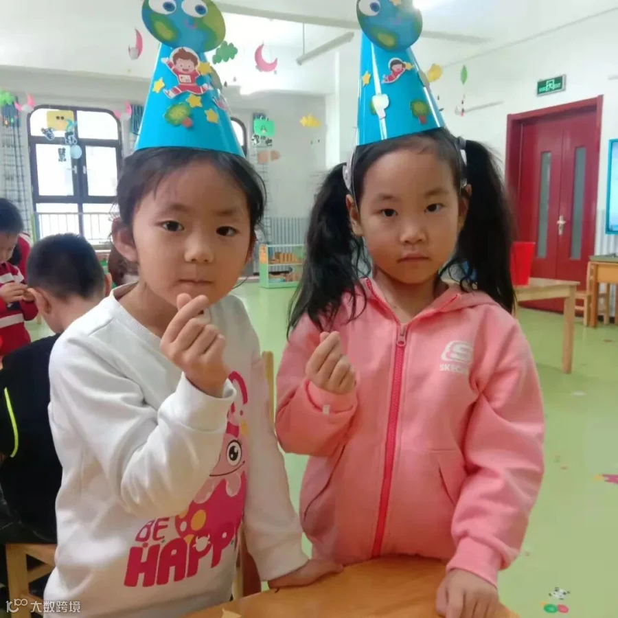 aeae86a6c7f3a78e768bd6108e0663ec.jpg