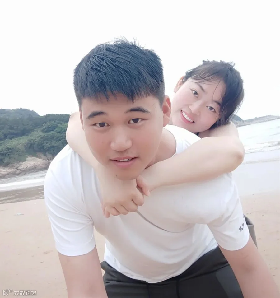 姜友琦和徐睿.jpg