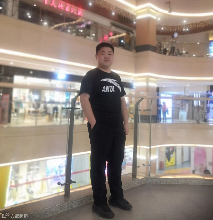 陈雄.jpg
