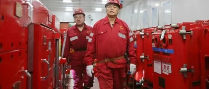 李满平到柴家沟井调研指导安全生产