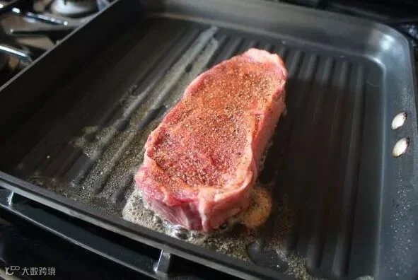 红酒配红肉,如何在家煎出一块好牛排?