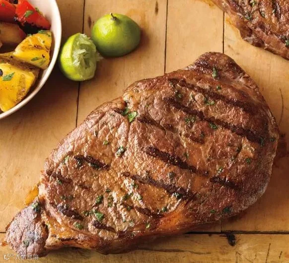 红酒配红肉,如何在家煎出一块好牛排?