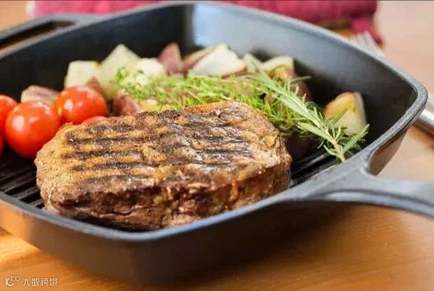 红酒配红肉,如何在家煎出一块好牛排?