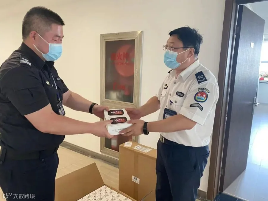 “四四二”专班人员慰问照片1.jpg