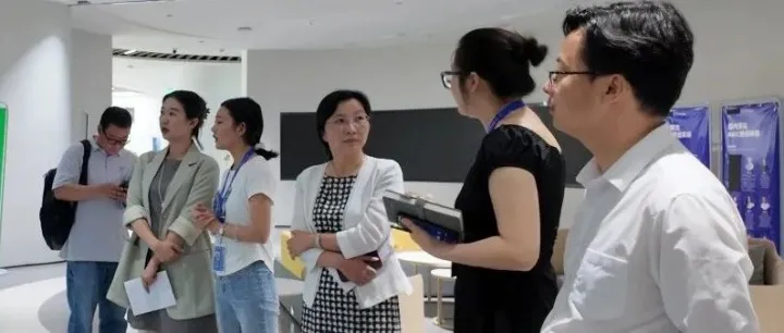 深化产教融合 共育AIGC人才｜西华大学领导一行莅临四川元启共生座谈交流