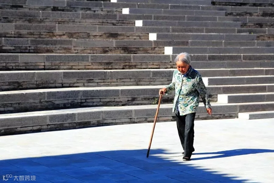 https://image.ipaiban.com/upload-ueditor-image-20180319-1521397210053055085.jpg