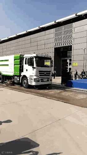 1523265552313915.gif