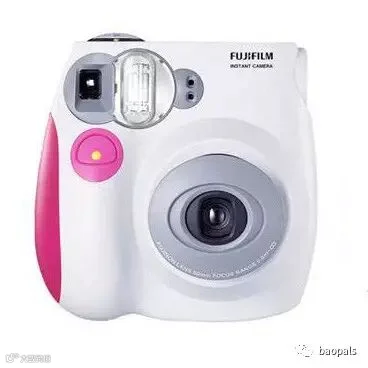 fujifilm-polaroid-camera