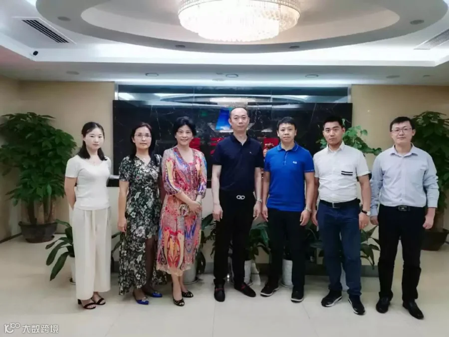 https://image.ipaiban.com/upload-ueditor-image-20180523-1527074897300086765.jpg