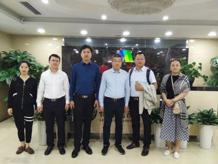 https://image.ipaiban.com/upload-ueditor-image-20181109-1541748532921094487.jpg