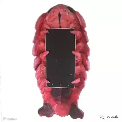isopod phone stand