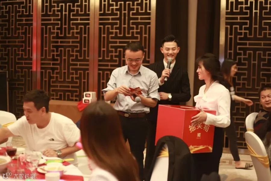 https://image.ipaiban.com/upload-ueditor-image-20180228-1519810890822075040.png