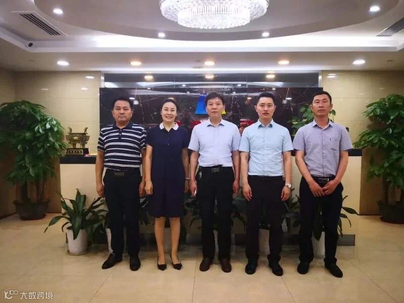 https://image.ipaiban.com/upload-ueditor-image-20180515-1526348916186018493.jpg