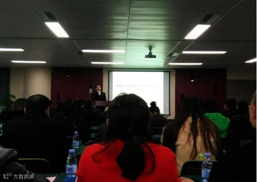 https://image.ipaiban.com/upload-ueditor-image-20190110-1547111232923044468.png