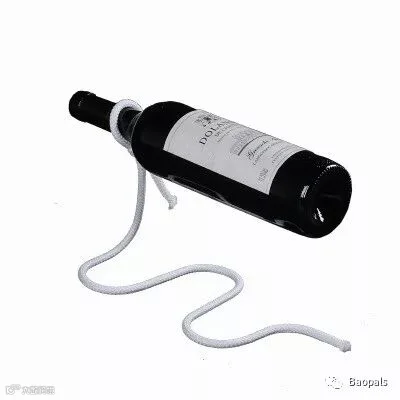 rope illusion wine rack