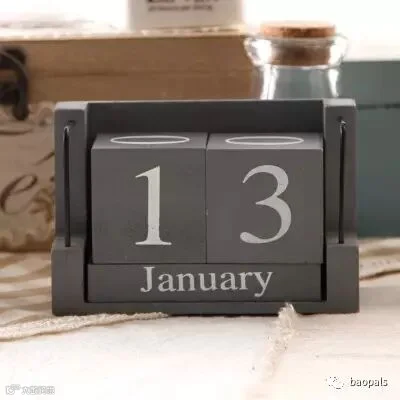 simple wood calendar