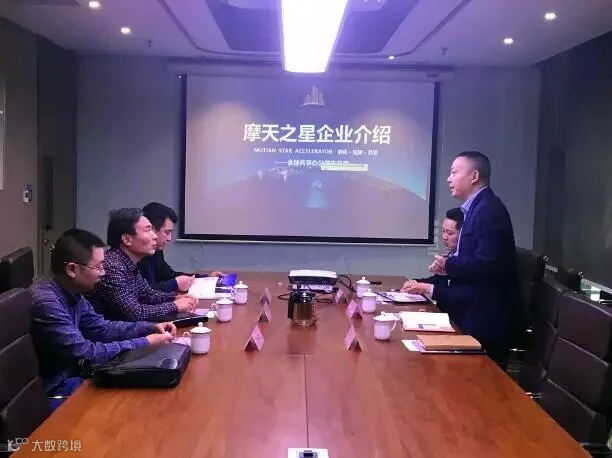 https://image.ipaiban.com/upload-ueditor-image-20171206-1512553930343063629.jpg