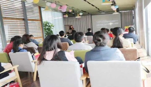 https://image.ipaiban.com/upload-ueditor-image-20190215-1550195502049023480.png