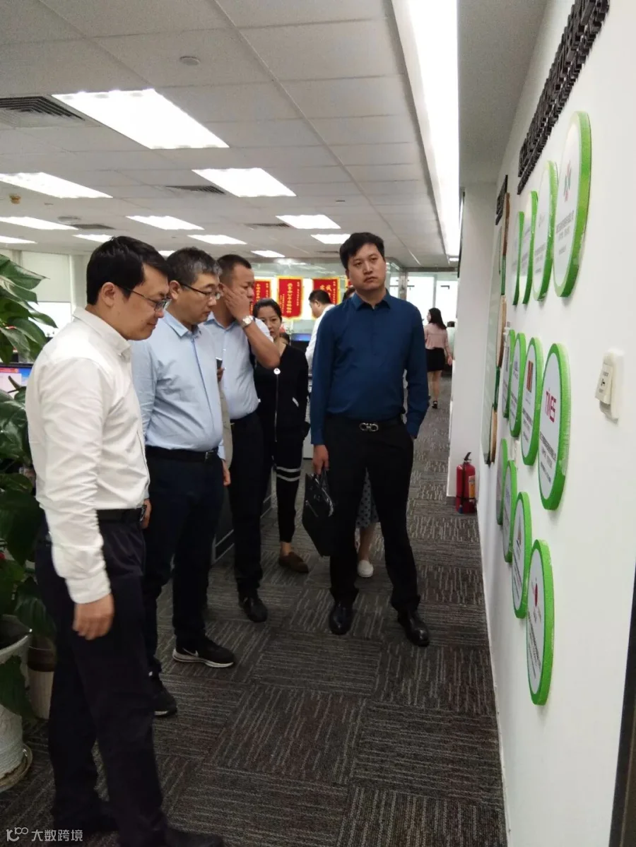 https://image.ipaiban.com/upload-ueditor-image-20181109-1541748532921094487.jpg