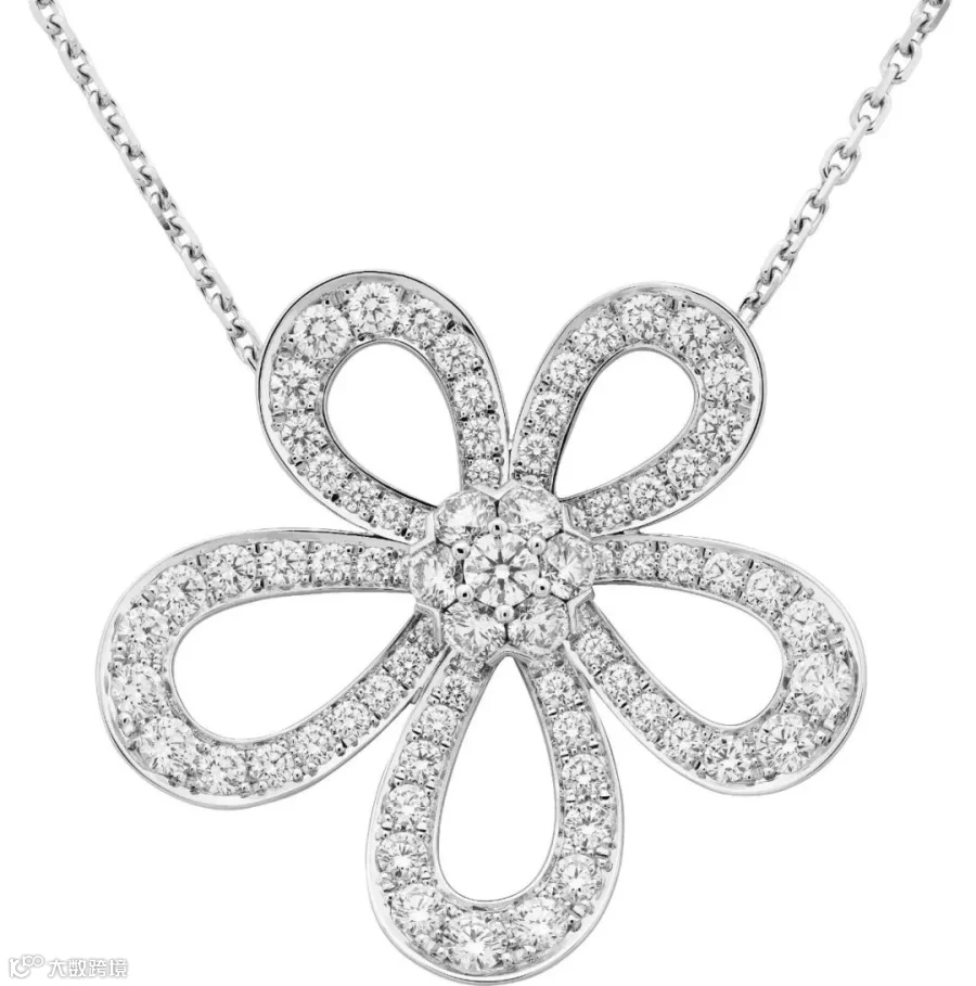 VCARP05200-Flowerlace_pendant-04_1160148.jpg
