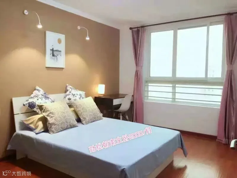 劲松朝南主卧2000.jpg