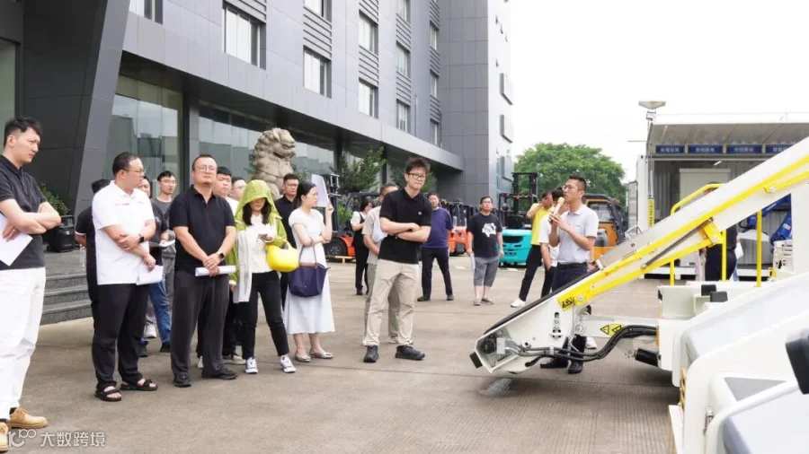 民航机场协会会议(8).jpg