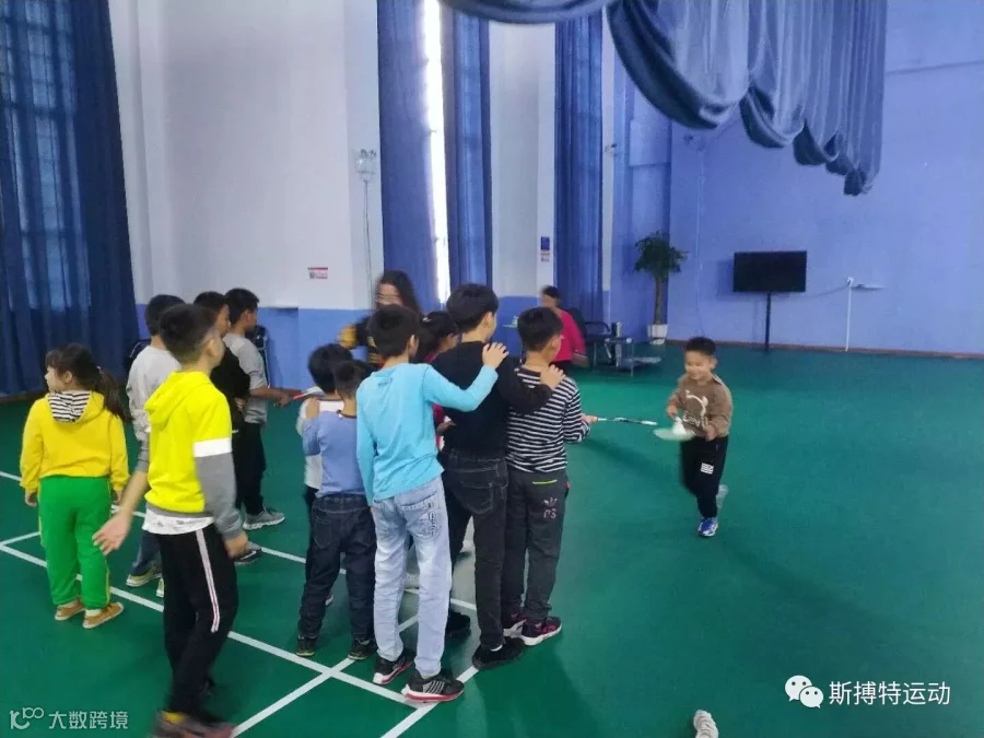https://image.ipaiban.com/upload-ueditor-image-20171017-1508217448573050804.jpg