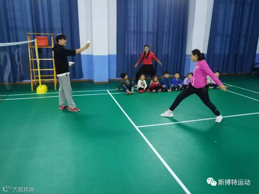 https://image.ipaiban.com/upload-ueditor-image-20171017-1508217466697059397.jpg