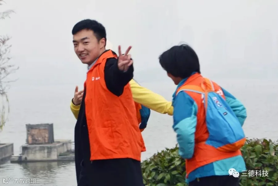 卖萌4.JPG