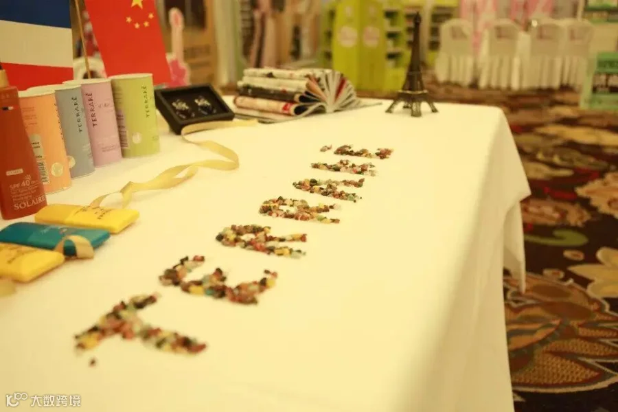 天芮展区3.jpg