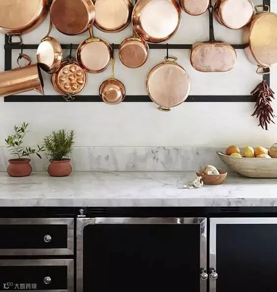 12b62e6f717342db2e48e2d28f391e56.jpg