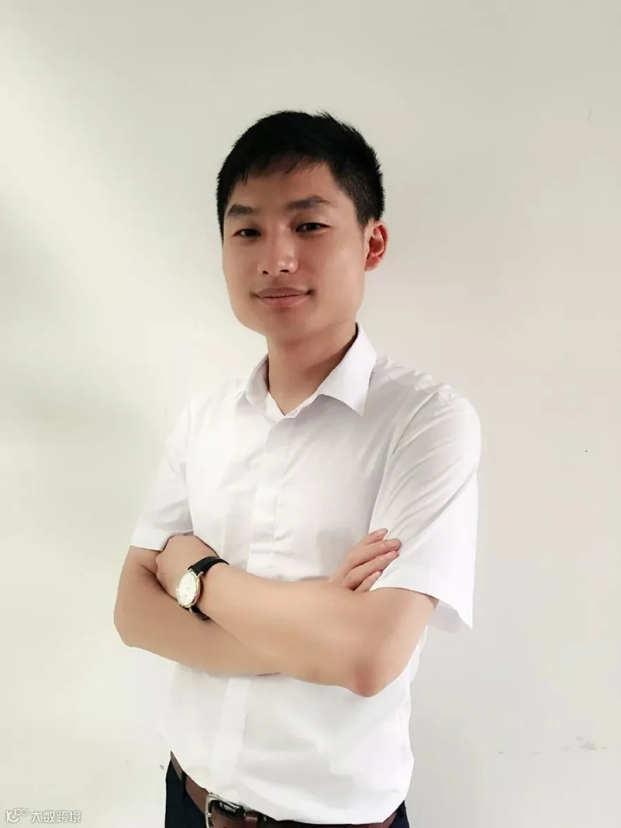李晓明.jpg