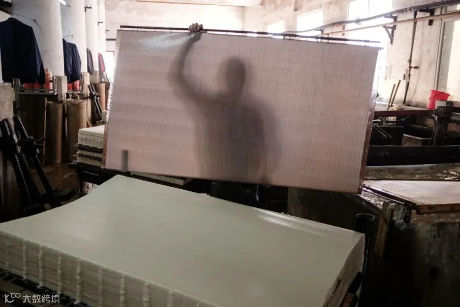 A “laozhi” worker, April 2025. Wu Huiyuan/Sixth Tone