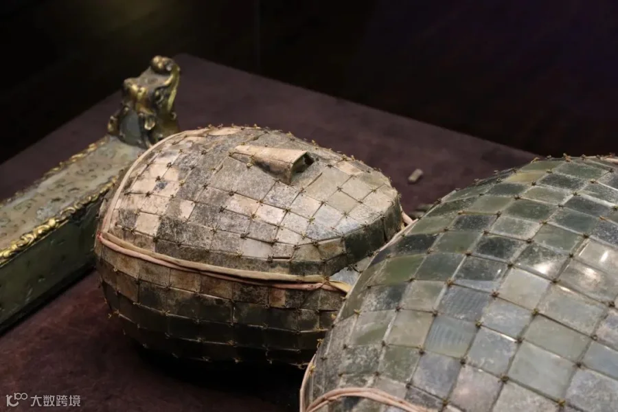 A close-up of Han royal family member Liu Sheng’s jade burial suit, from the Mancheng Han Tombs. Tian Xiaoxiao/VCG