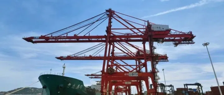 重磅签约！江苏港口集团牵手北部湾港，一条超级物流大通道来了