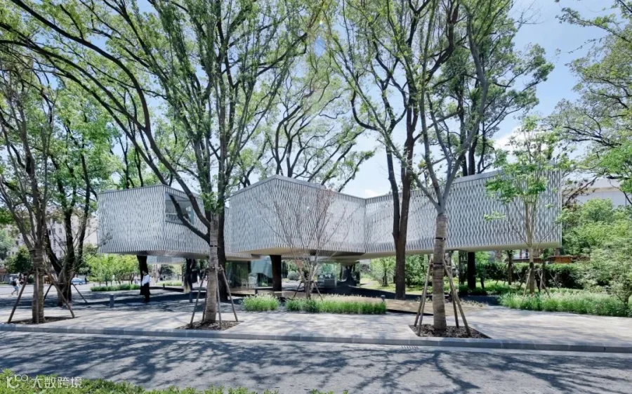 华鑫展示中心.jpg