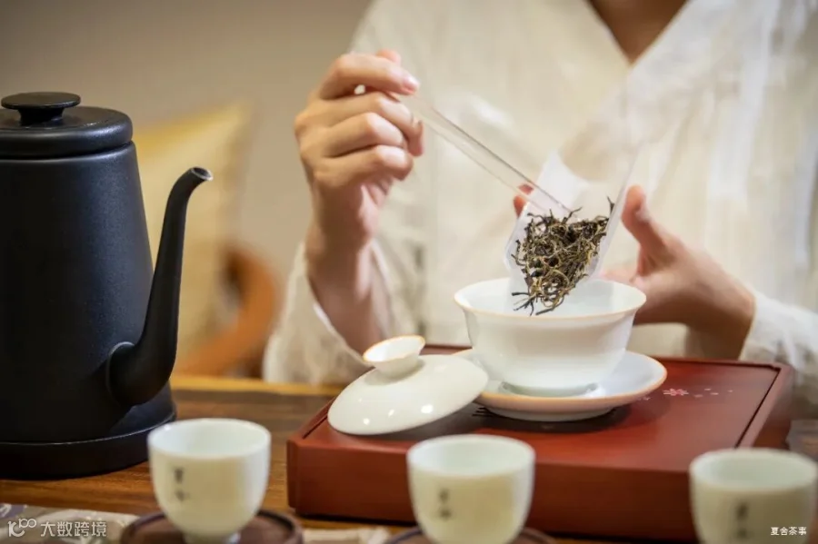 官方置茶.jpg